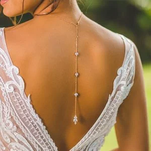 Collier de dos mariage vintage Collier de dos mariage vintage
