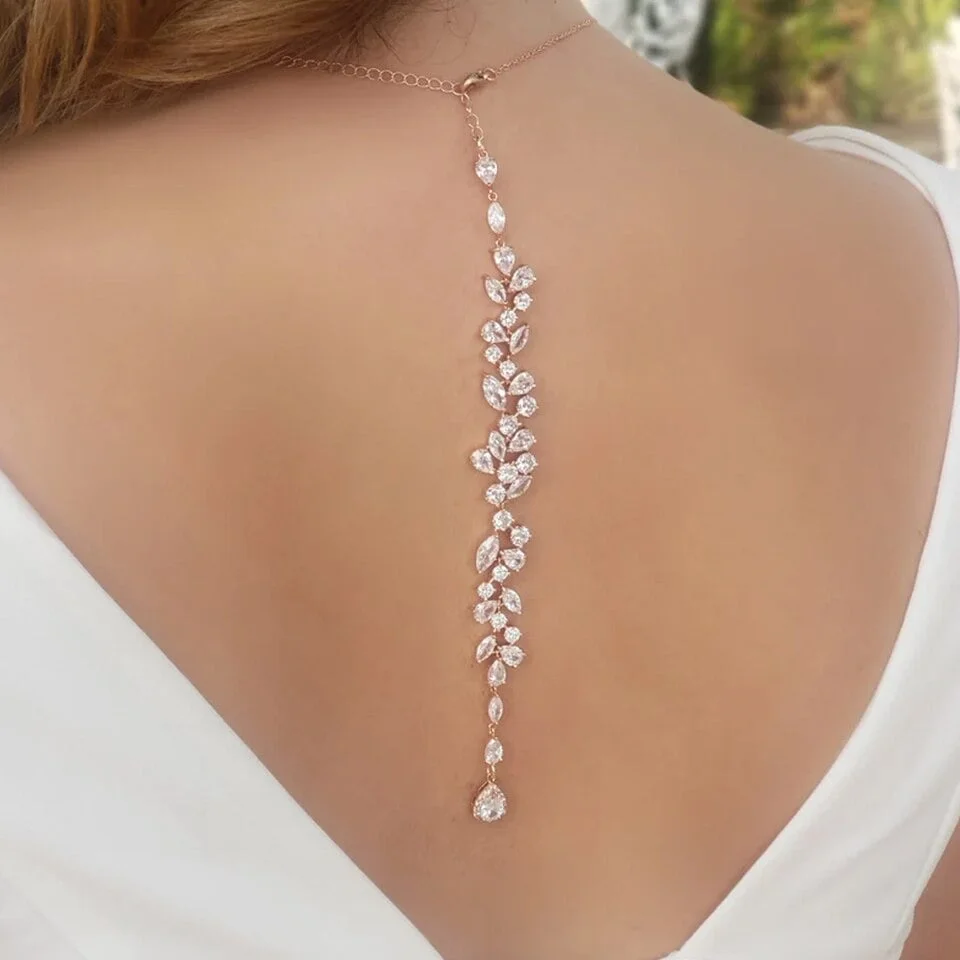 Collier de dos mariage Collier de dos mariage