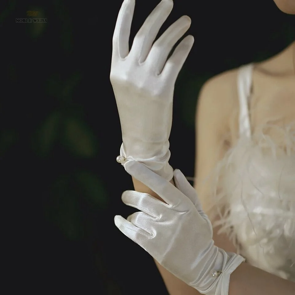 Gants de mariage courts ivoire avec perles