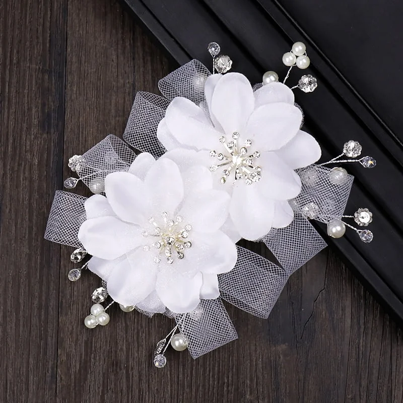 Barrette cheveux mariage à fleurs blanches Barrette cheveux mariage à fleurs blanches