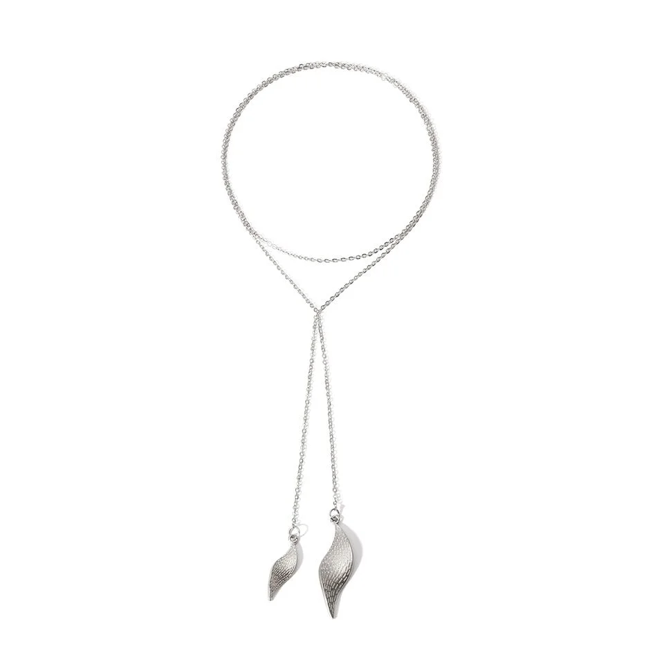 Collier de dos de mariée feuilles argentées